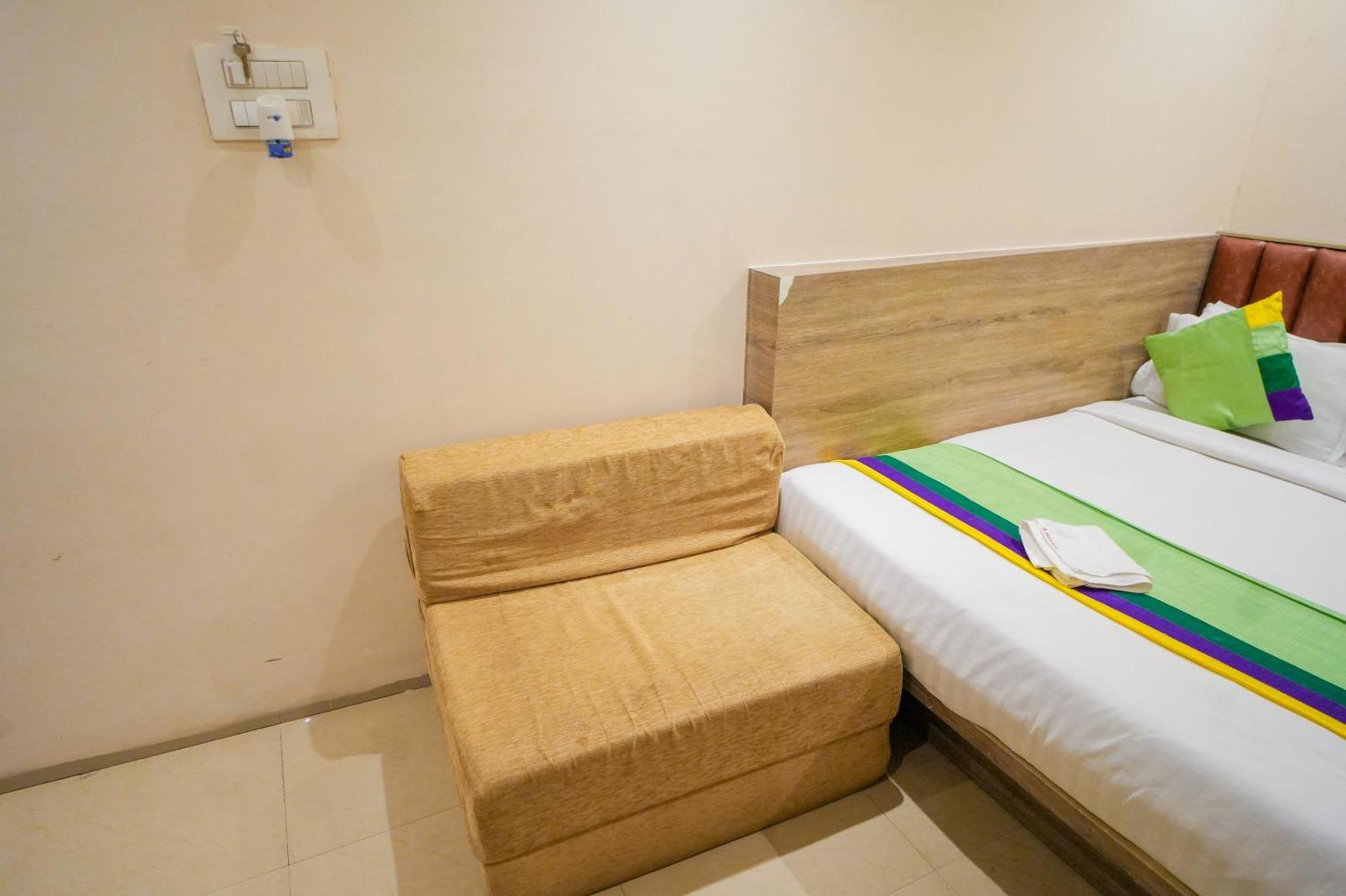 Hotel Skylink Hospitality Mahalaxmi มุมไบ ภายนอก รูปภาพ