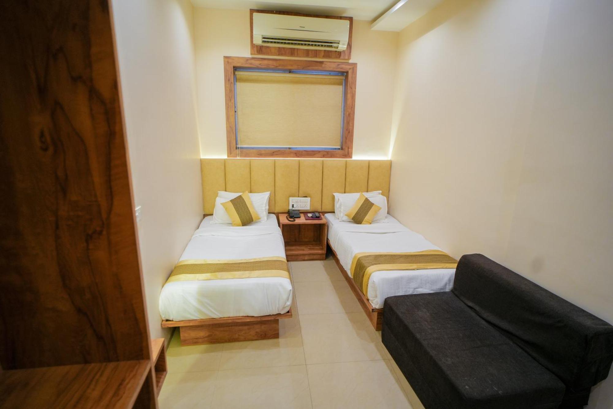 Hotel Skylink Hospitality Mahalaxmi มุมไบ ภายนอก รูปภาพ
