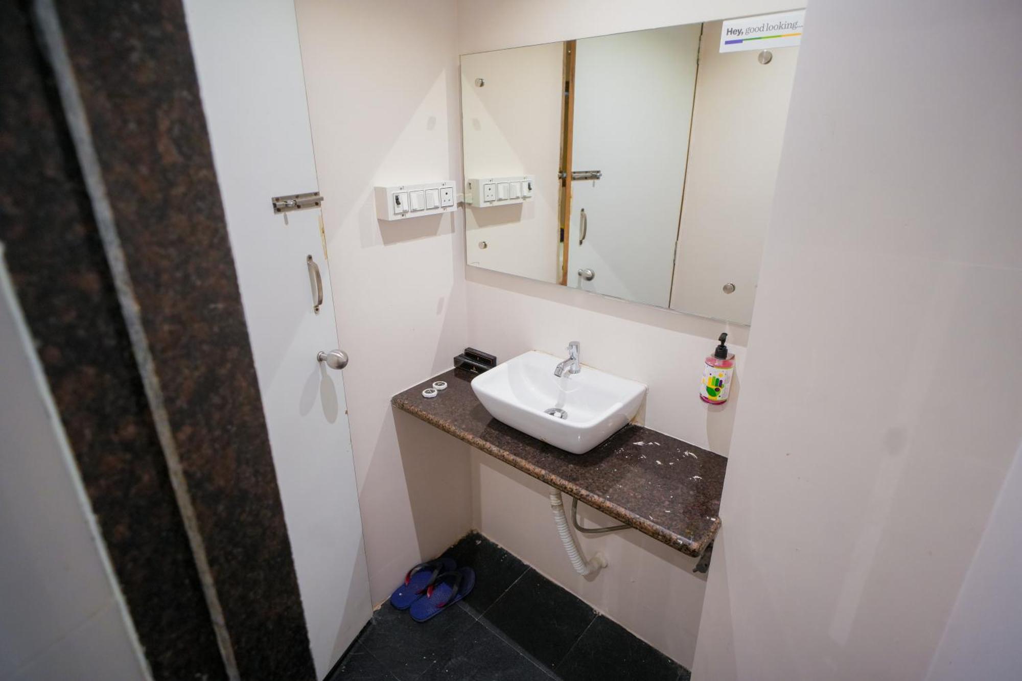 Hotel Skylink Hospitality Mahalaxmi มุมไบ ภายนอก รูปภาพ