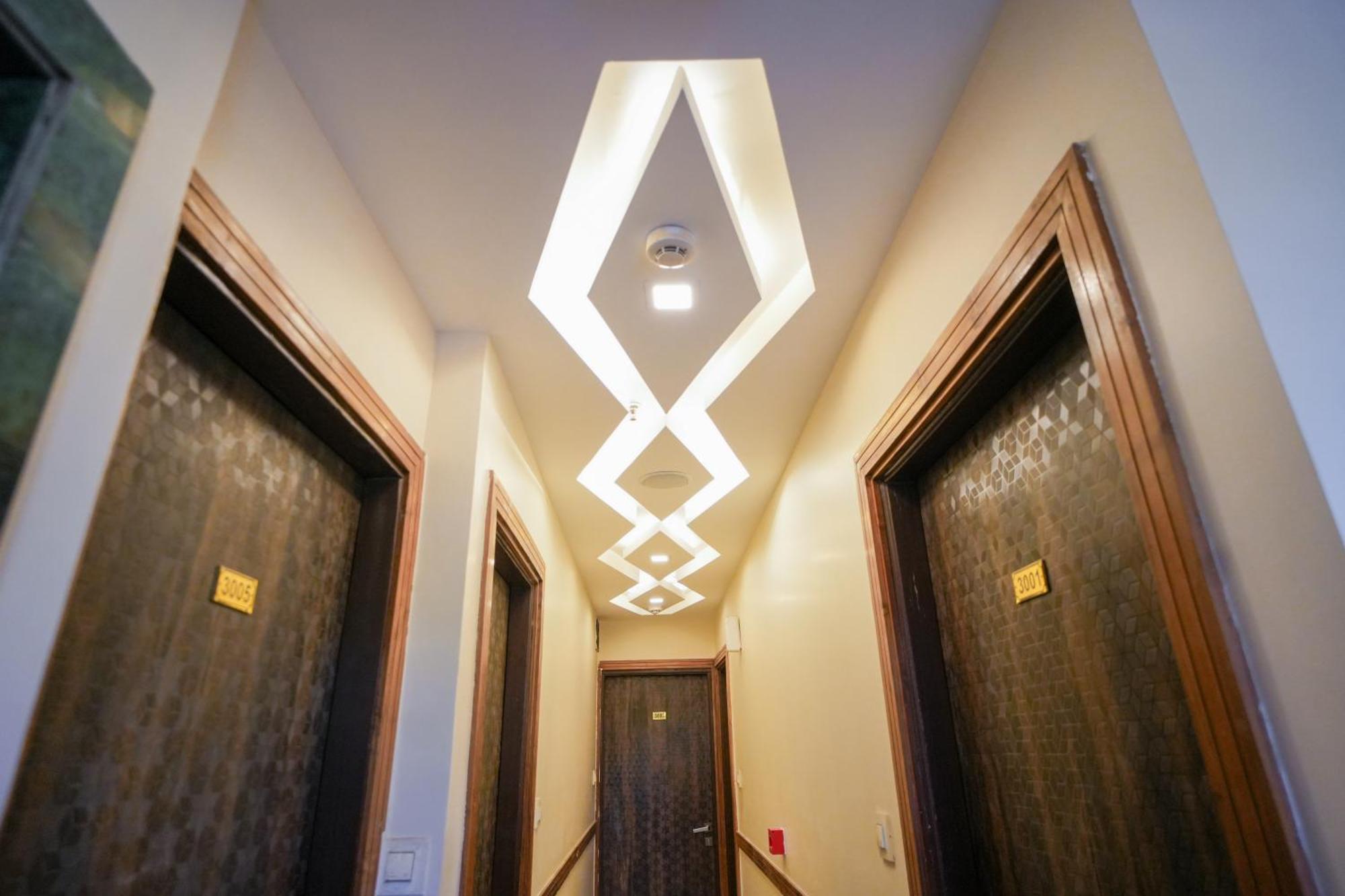 Hotel Skylink Hospitality Mahalaxmi มุมไบ ภายนอก รูปภาพ