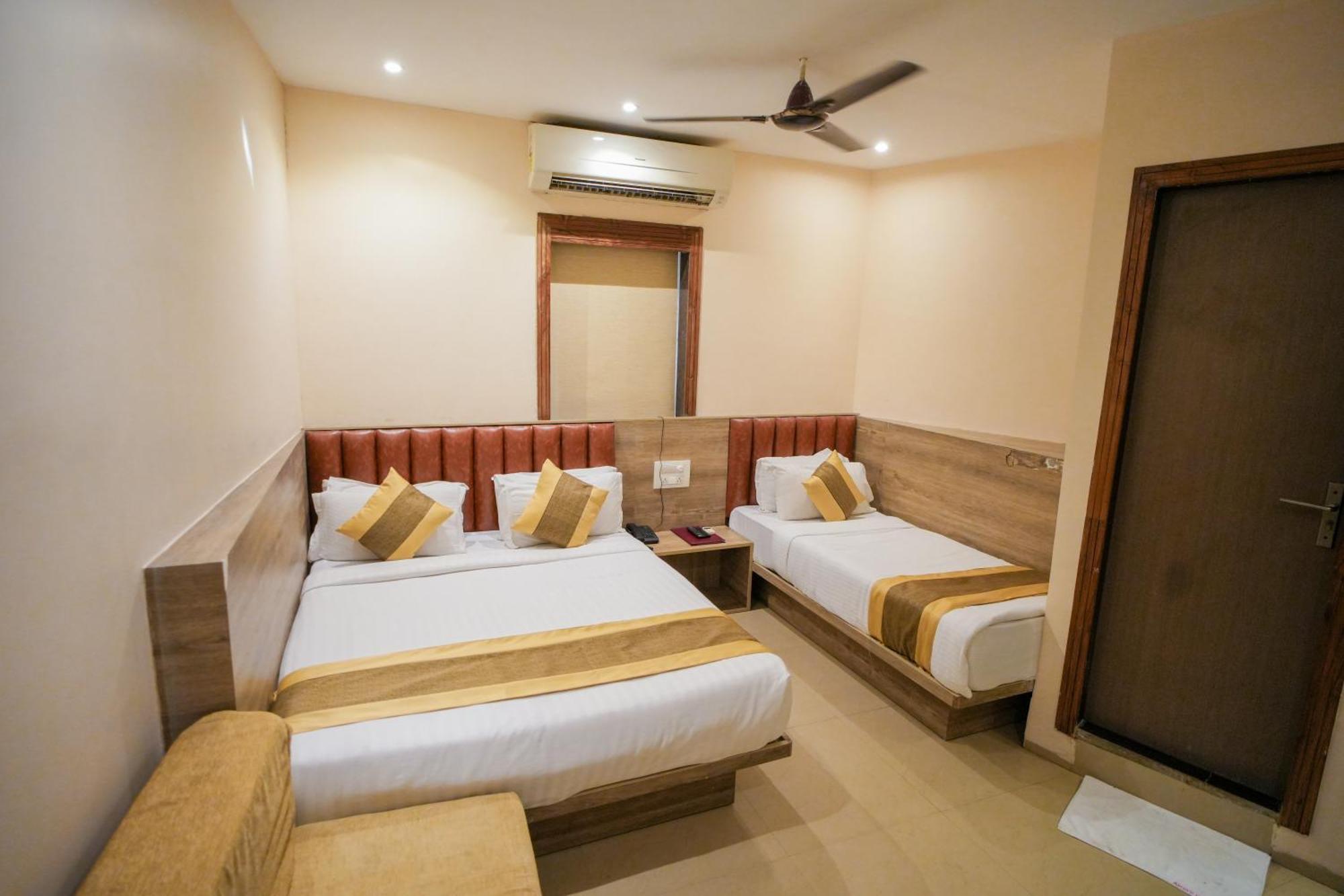 Hotel Skylink Hospitality Mahalaxmi มุมไบ ภายนอก รูปภาพ