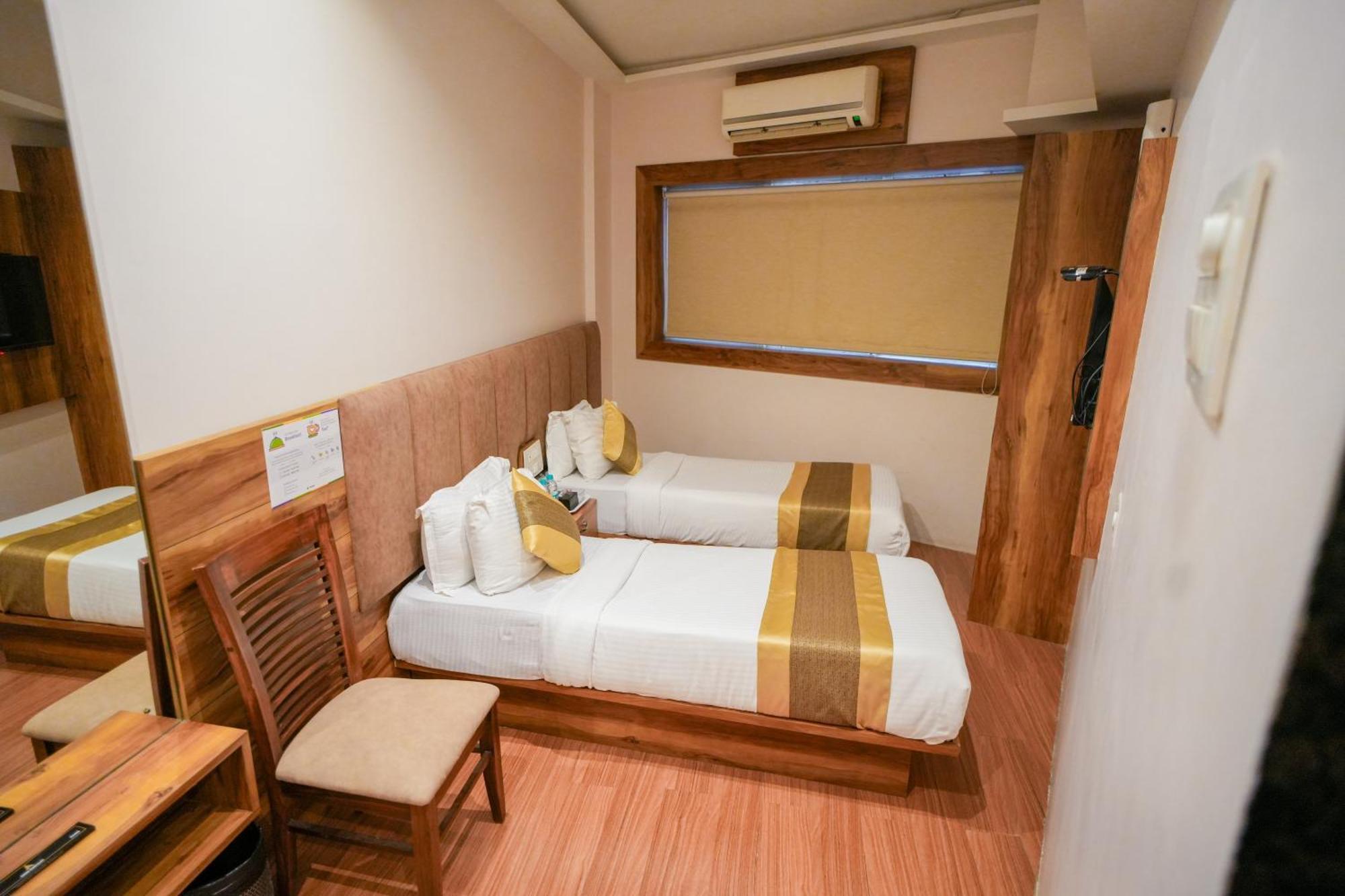 Hotel Skylink Hospitality Mahalaxmi มุมไบ ภายนอก รูปภาพ