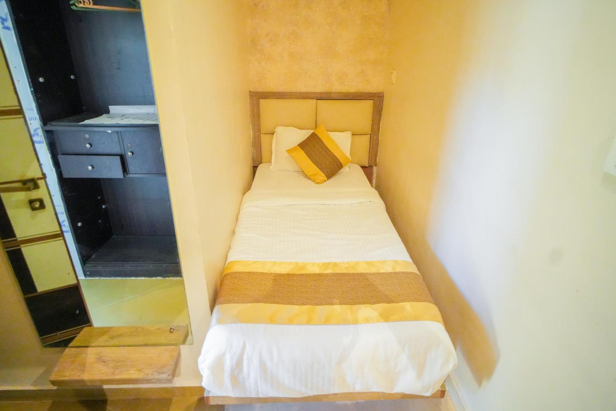 Hotel Skylink Hospitality Mahalaxmi มุมไบ ภายนอก รูปภาพ
