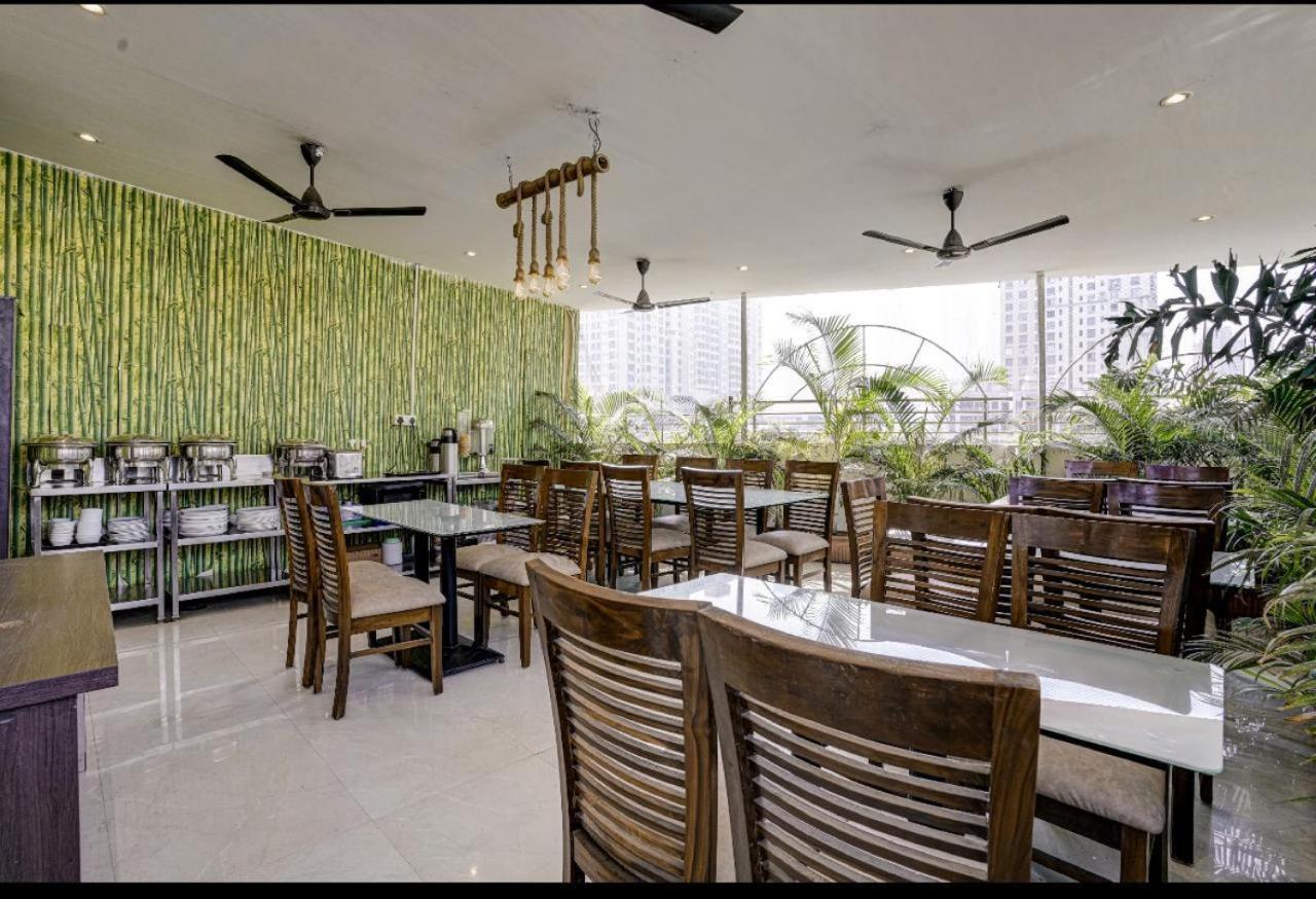 Hotel Skylink Hospitality Mahalaxmi มุมไบ ภายนอก รูปภาพ